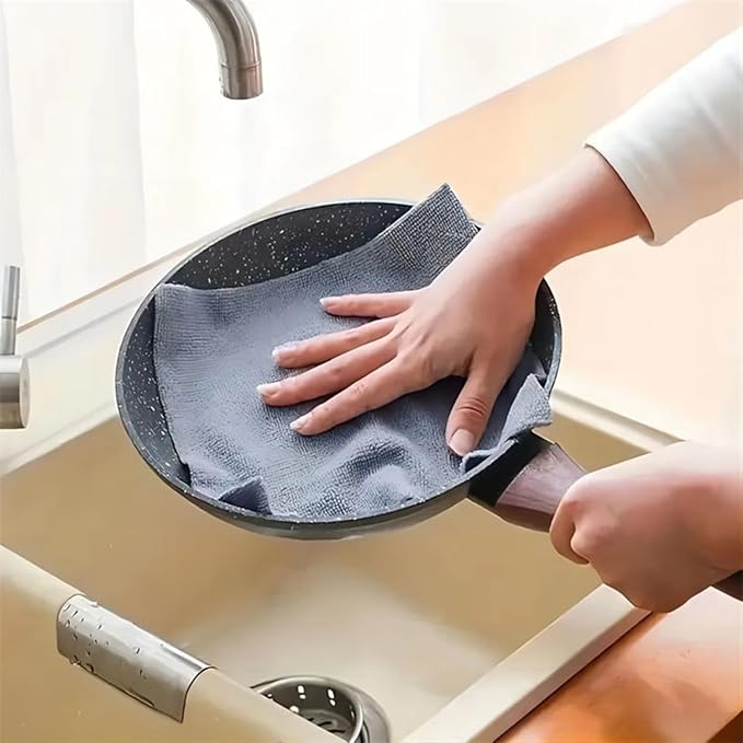 Microfiber Cleaning Cloth Roll (pack of 20)